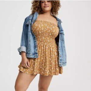 Torrid Crinkle Knit Smocked Tube Romper Ditsy Daisy NWT 3X 22 - 24 Tobacco Brown